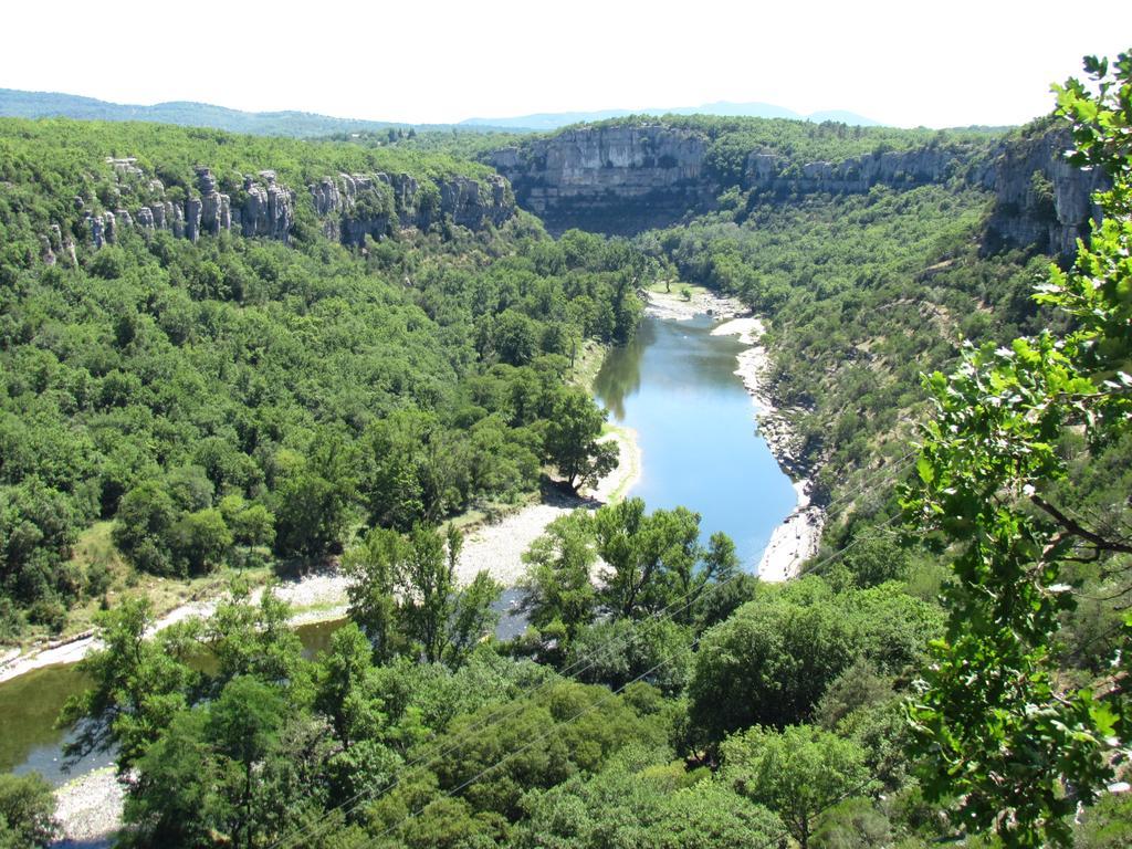 Camping Les Chenes Chauzon المظهر الخارجي الصورة